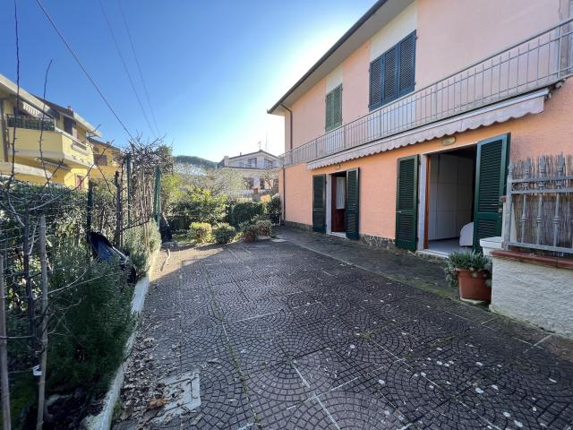 APPARTAMENTO in VENDITA a MASSA RONCHI di 3 vani