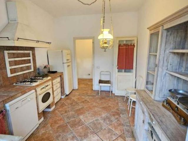 Appartamento in vendita a Massa 100 mq Rif: 1300992