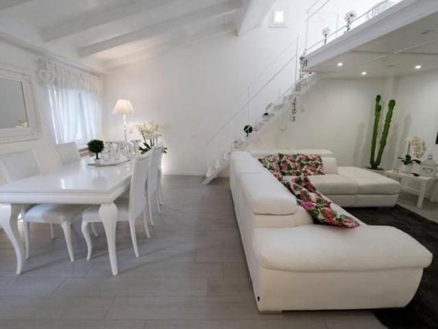 Appartamento in vendita a Massa 120 mq Rif: 1242743
