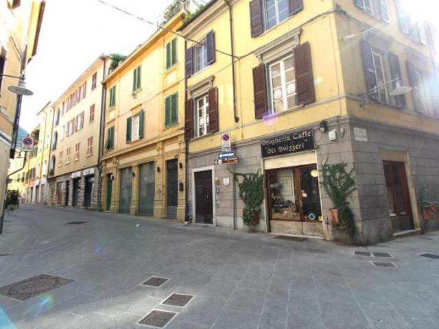 Appartamento in vendita a Massa 120 mq Rif: 1418428