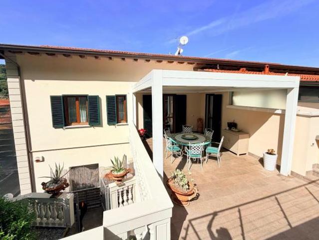 Appartamento in vendita a Massa 120 mq Rif: 1419065