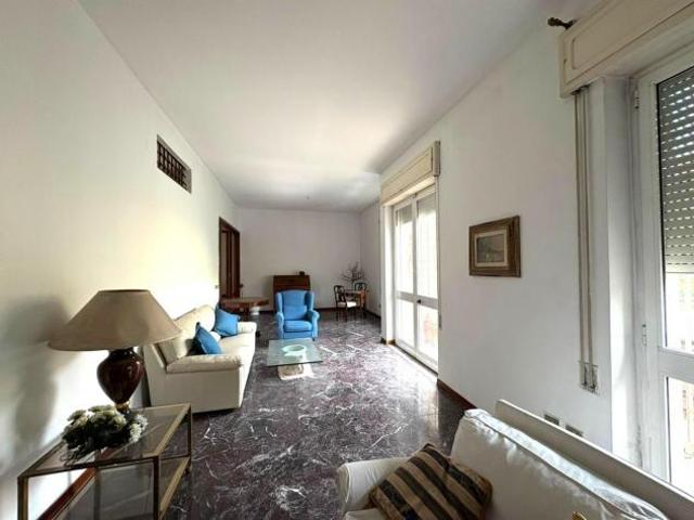 Appartamento in vendita a Massa 227 mq Rif: 1327289
