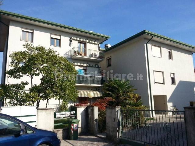 Appartamento in vendita a Massanzago via Domenico Magro, 24