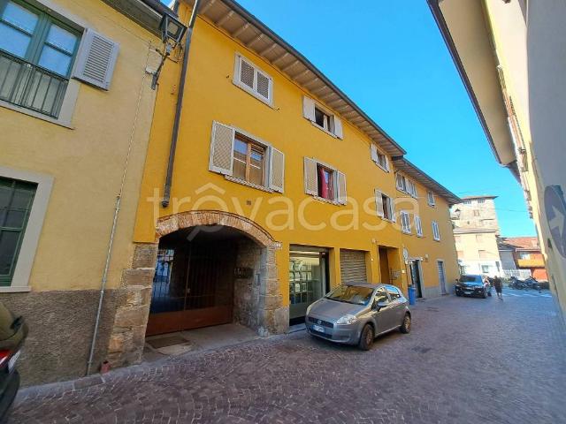 Appartamento in vendita a Mapello via Roma, 2