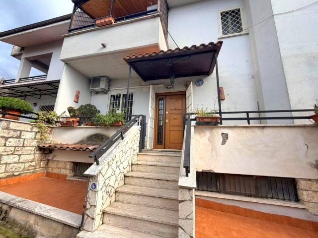 Appartamento in vendita a Marcellina RM