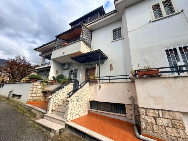 Appartamento in vendita a Marcellina RM