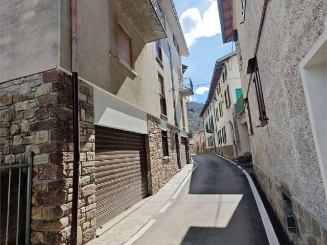 Appartamento in vendita a Margno LC