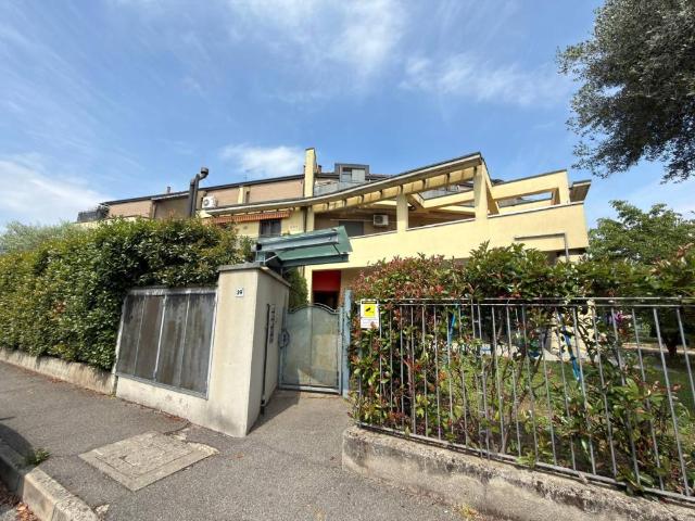 Appartamento in vendita a Mariano Comense CO