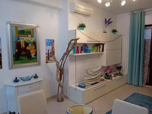 Appartamento in vendita a Marina di Carrara Carrara 90 mq Rif: 1410610