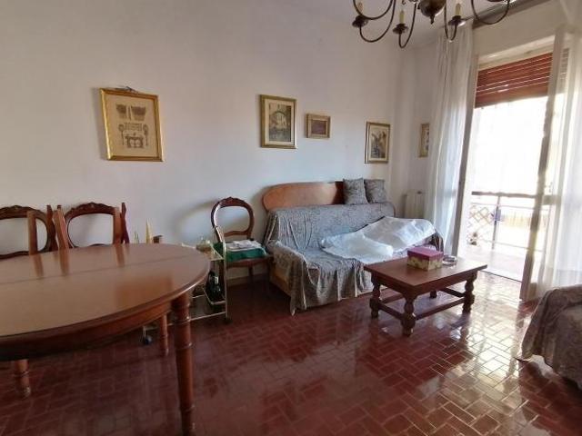Appartamento in vendita a Marina di Carrara Carrara 95 mq Rif: 1198855