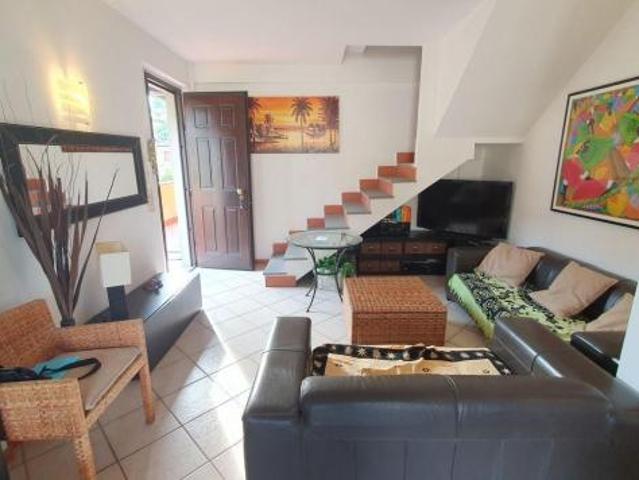 Appartamento in vendita a Marina di Massa Massa 120 mq Rif: 1086351