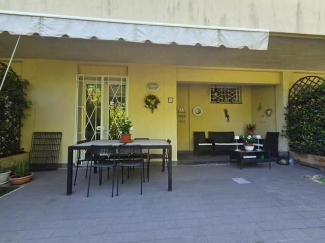 Appartamento in vendita a Marina di Pietrasanta Pietrasanta 70 mq Rif: 1417839