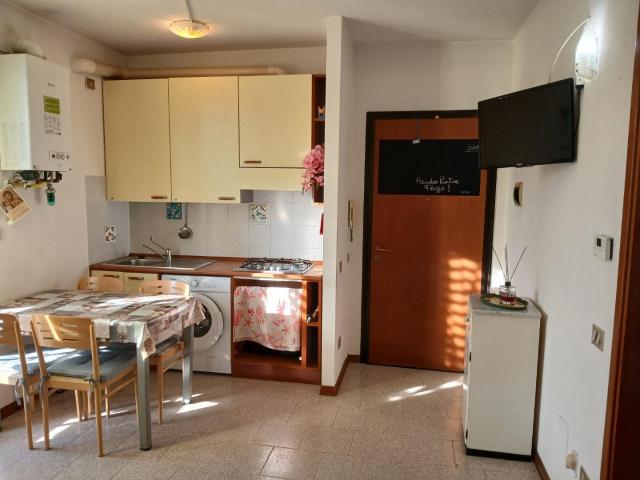 Appartamento in vendita a Marina di Pisa Pisa in Buono composto da 2vani