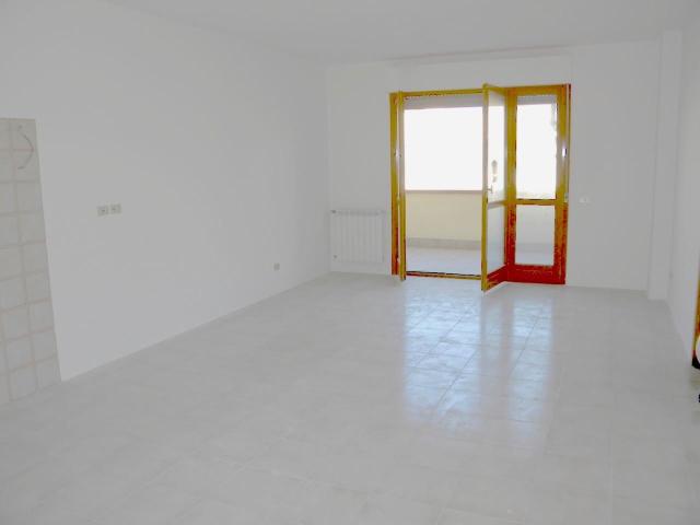 Appartamento in vendita a Marina di Pisa Pisa in Ottimo composto da 3vani