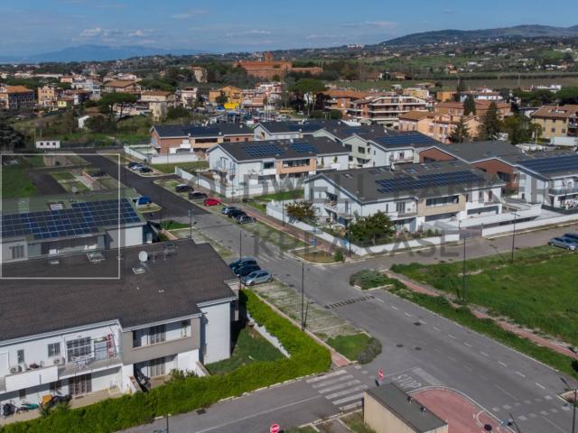 Appartamento in vendita a Marino, Frattocchie