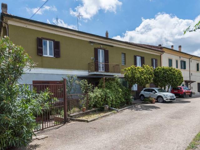 Appartamento in vendita a Marino RM