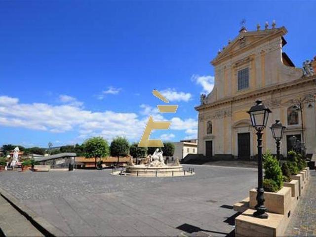 Appartamento in vendita a Marino RM