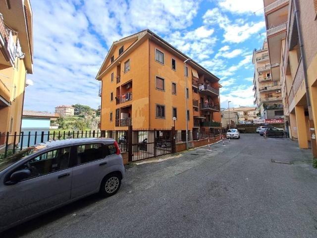 Appartamento in vendita a Marino RM