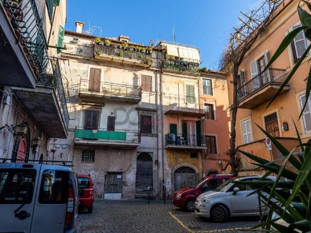 Appartamento in vendita a Marino RM