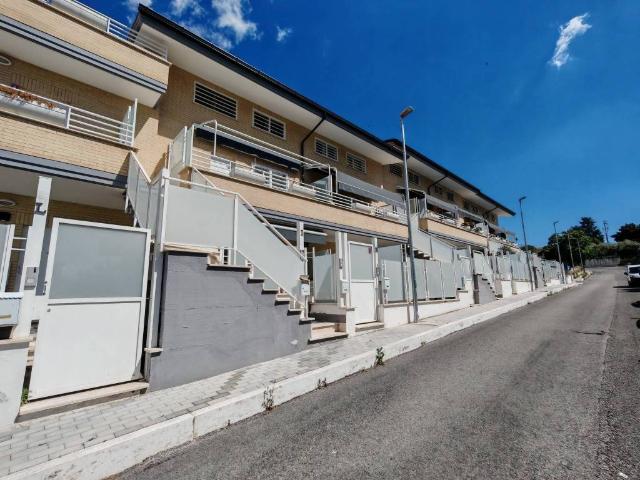 Appartamento in vendita a Marino RM