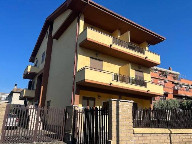 Appartamento in vendita a Marino RM