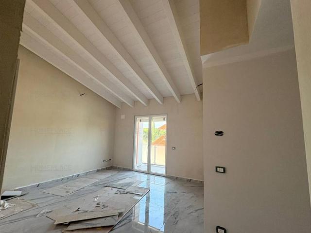 Appartamento in vendita a Marino RM