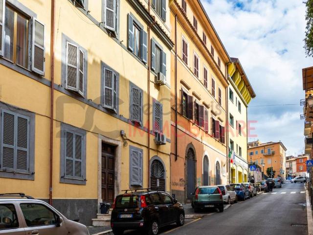 Appartamento in vendita a Marino RM