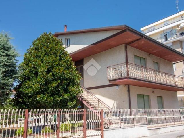 Casa indipendente in vendita a Martinsicuro TE
