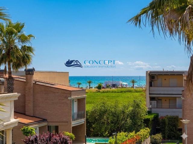 Appartamento in vendita a Martinsicuro, Villa Rosa