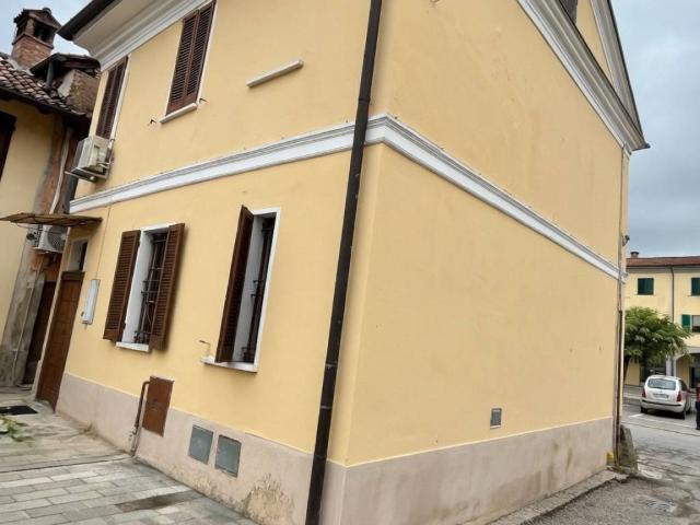Appartamento in vendita a Marzano PV