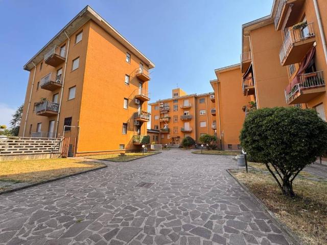 Appartamento in vendita a Meda MB