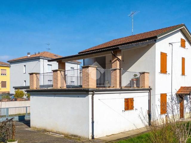 Villa in vendita a Medesano PR