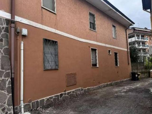 Appartamento in vendita a Melegnano MI