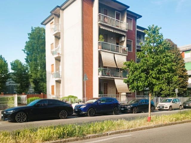 APPARTAMENTO in VENDITA a MELZO di 3 vani