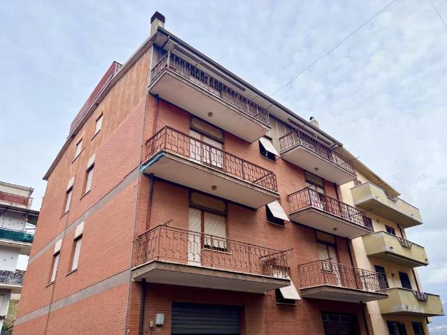 Appartamento in vendita a Mentana RM
