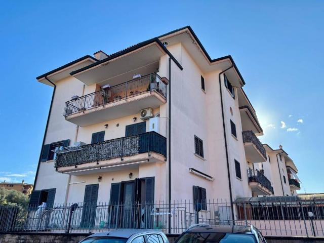 Appartamento in vendita a Mentana RM