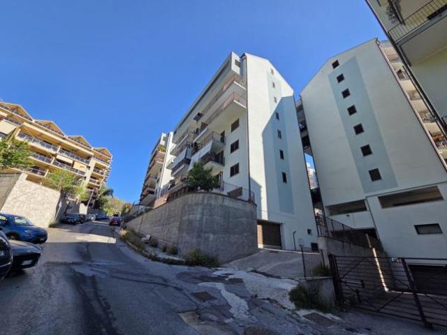 Appartamento in vendita a Messina