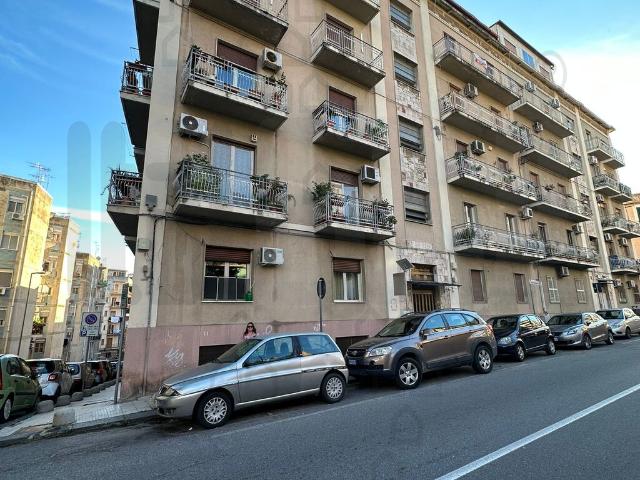 APPARTAMENTO in VENDITA a MESSINA MESSINA di 4 vani