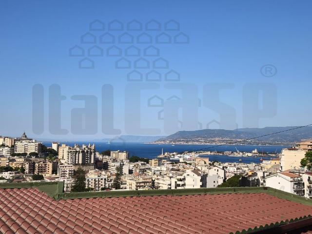 APPARTAMENTO in VENDITA a MESSINA MESSINA di 4 vani