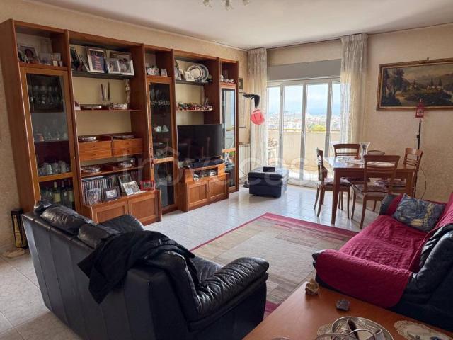 Appartamento in vendita a Messina via Salso, Villaggio Santo