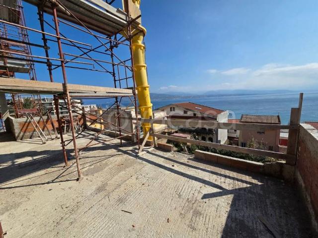 Appartamento in vendita a Messina, Villaggio Pace