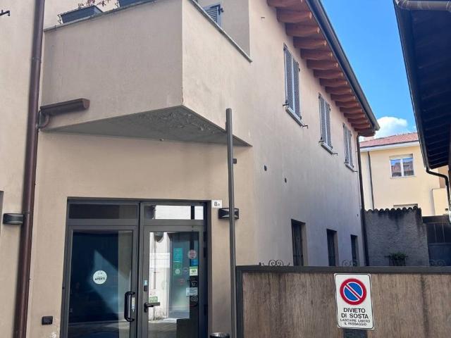 Appartamento in vendita a Merate LC