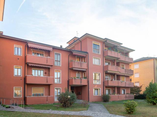 Appartamento in vendita a Merate LC