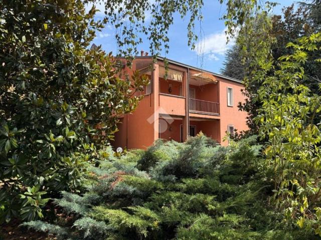 Appartamento in vendita a Merate LC