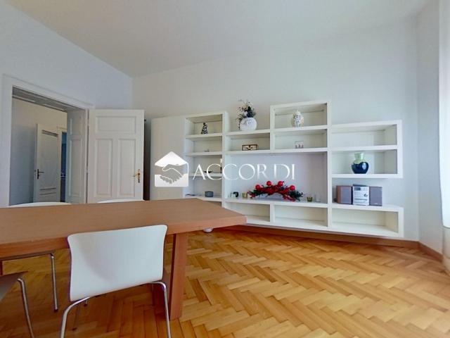 APPARTAMENTO in VENDITA a MERANO di 5 vani