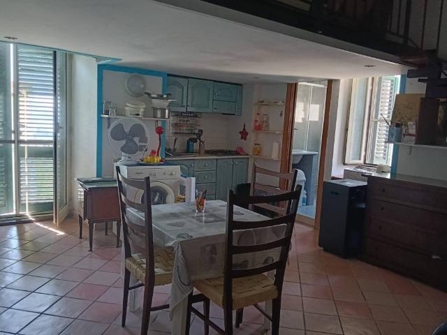 Appartamento in vendita a Meta NA