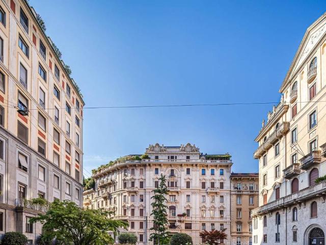 Appartamento in vendita a Milano via Cappuccini, Palestro