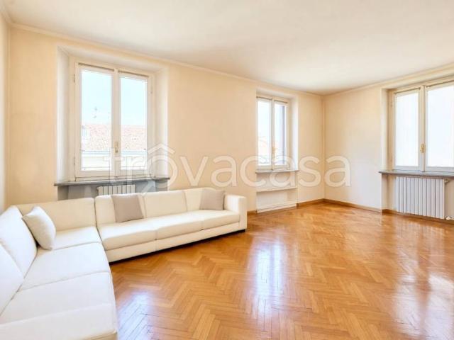 Appartamento in vendita a Milano via Cesare Correnti, 11, Carrobbio