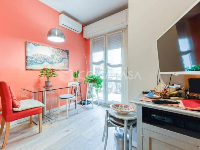 Appartamento in vendita a Milano via Ajaccio, 5, Città Studi