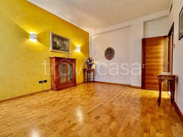 Appartamento in vendita a Milano via Giuseppe Broggi, 9, Morgagni